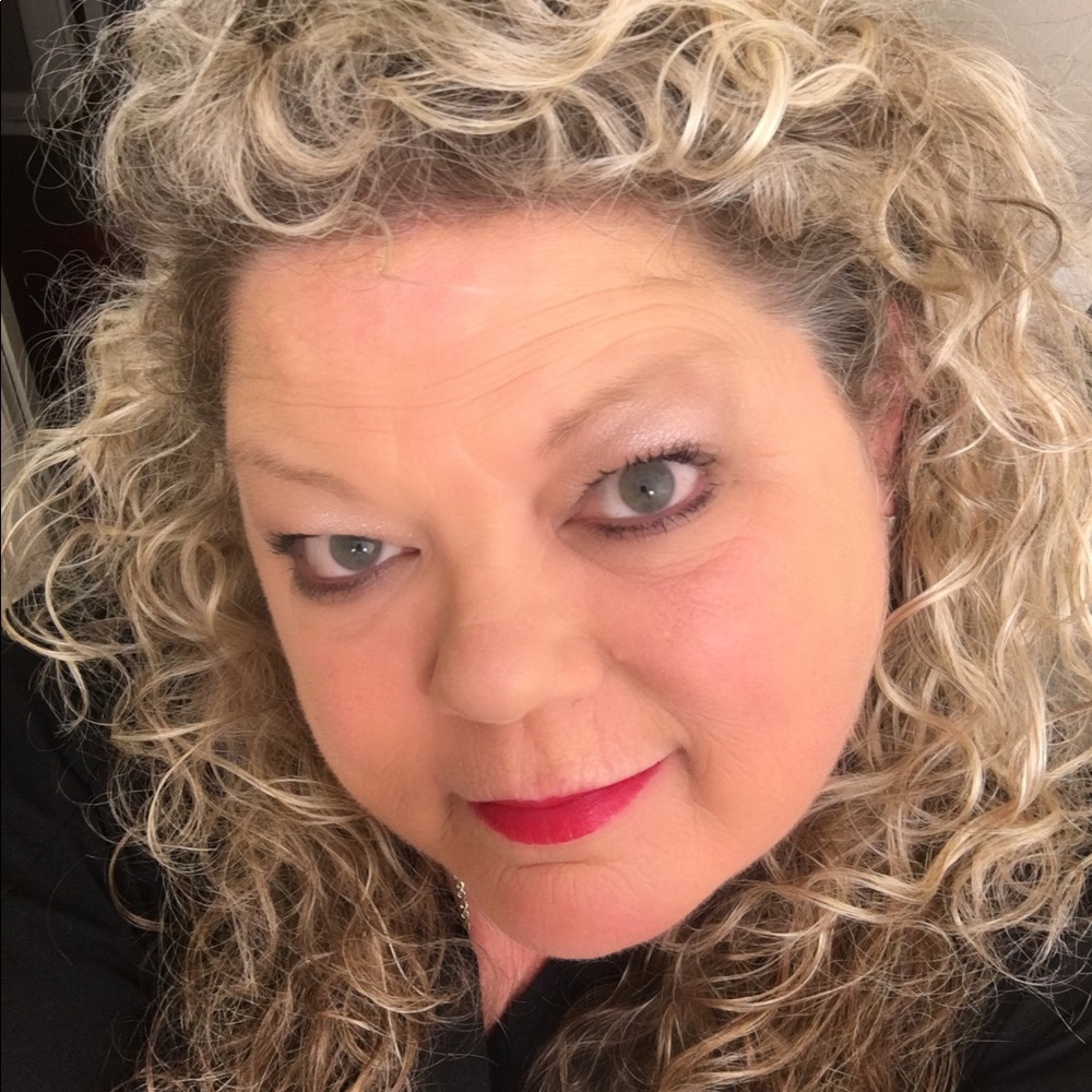 Meet your Posher, Gay